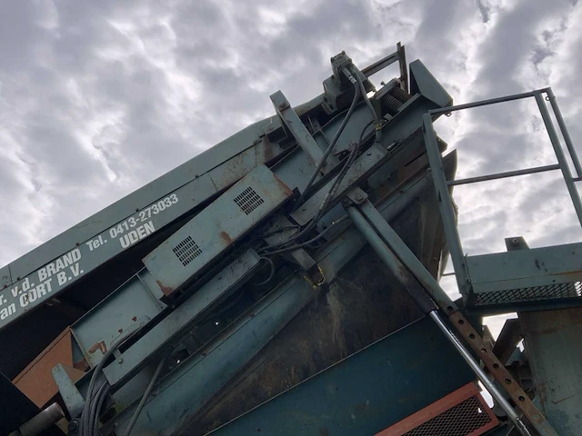 Powerscreen schudzeef 3 fracties chieftain 1200 mobiele zeefinstallatie - afbeelding 17 van  44