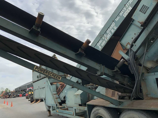 Powerscreen schudzeef 3 fracties chieftain 1200 mobiele zeefinstallatie - afbeelding 18 van  44