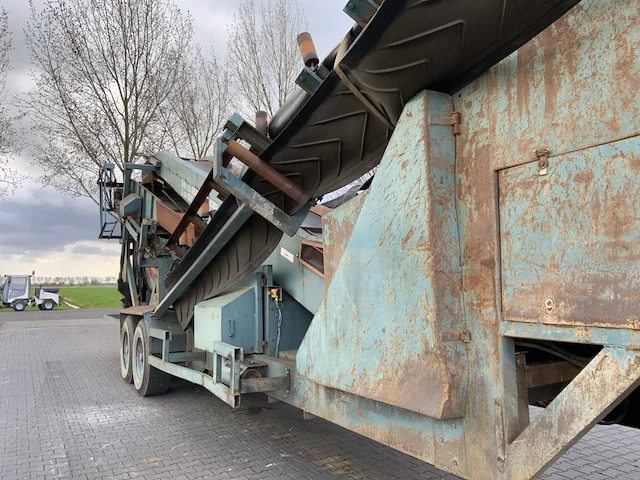 Powerscreen schudzeef 3 fracties chieftain 1200 mobiele zeefinstallatie - afbeelding 26 van  44