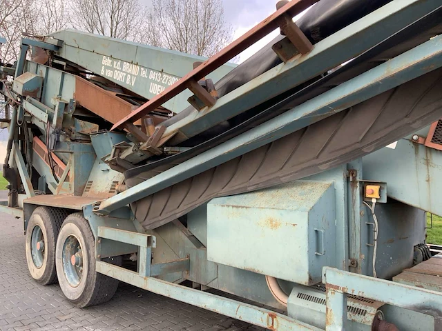 Powerscreen schudzeef 3 fracties chieftain 1200 mobiele zeefinstallatie - afbeelding 27 van  44