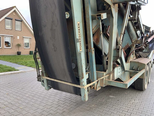 Powerscreen schudzeef 3 fracties chieftain 1200 mobiele zeefinstallatie - afbeelding 31 van  44