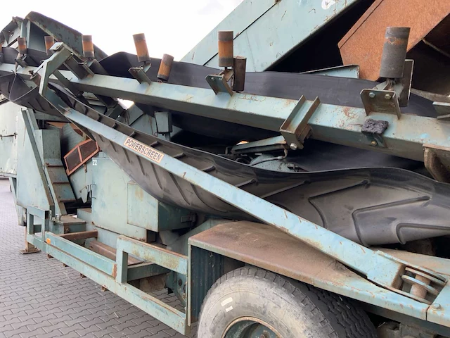 Powerscreen schudzeef 3 fracties chieftain 1200 mobiele zeefinstallatie - afbeelding 36 van  44
