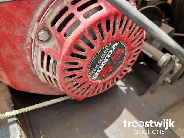Powerturn | gemotoriseerd attractievoertuig | honda motoren - afbeelding 10 van  13