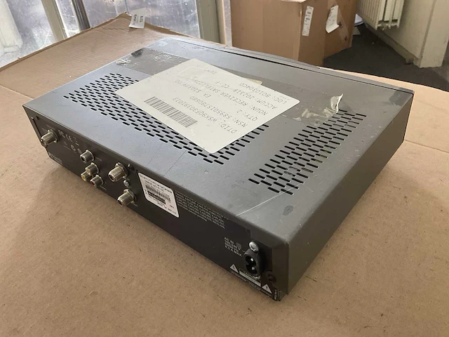 Powervu d9835 satelliet ontvanger (2x) - afbeelding 4 van  5