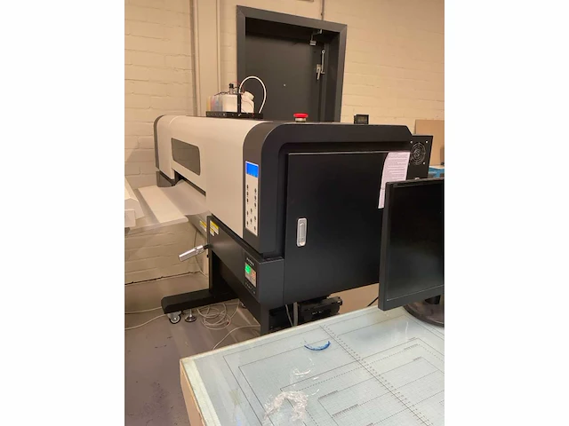 Pps - 2022 - digital printing powder machine : hy1500-2 / hy6900-4 printer / hy1800 smoke purifier / desktop opstelling - afbeelding 17 van  45