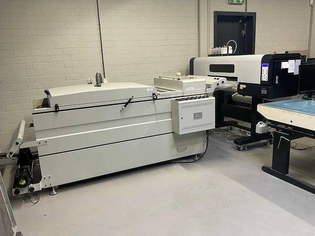 Pps - 2022 - digital printing powder machine : hy1500-2 / hy6900-4 printer / hy1800 smoke purifier / desktop opstelling - afbeelding 12 van  45