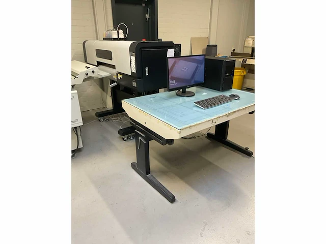 Pps - 2022 - digital printing powder machine : hy1500-2 / hy6900-4 printer / hy1800 smoke purifier / desktop opstelling - afbeelding 36 van  45