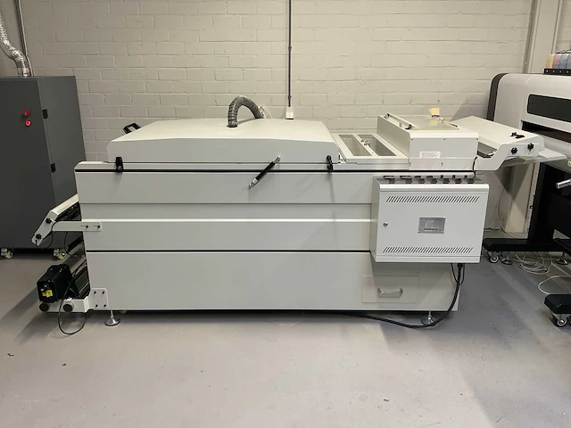 Pps - 2022 - digital printing powder machine : hy1500-2 / hy6900-4 printer / hy1800 smoke purifier / desktop opstelling - afbeelding 41 van  45