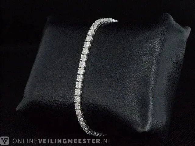 Prachtige witgouden tennis armband met 52 diamanten 5.25 ct (gecertificeerd) - nieuw - afbeelding 7 van  8