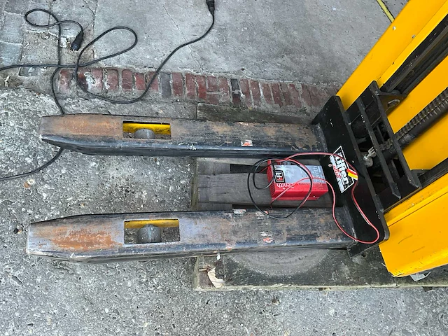 Pramac lifter plus - gx12 - elektrische stapelaar - afbeelding 7 van  23