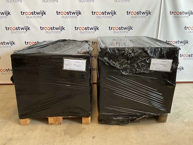 Praxis pallet retourgoederen (2x) - afbeelding 1 van  3