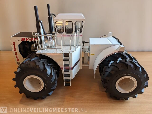 Precisie schaalmodel die-cast, big bud 16v 747 wd tractor / schaal 1:16 - afbeelding 1 van  15