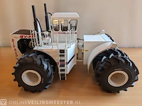 Precisie schaalmodel die-cast, big bud 16v 747 wd tractor / schaal 1:16 - afbeelding 1 van  15