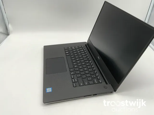Precision 5530 15.6”, xeon(r) e-2176m, 16 gb ram, 256 gb nvme (ssd), nvidia quadro p2000 mobile 4 gb laptop - afbeelding 3 van  6