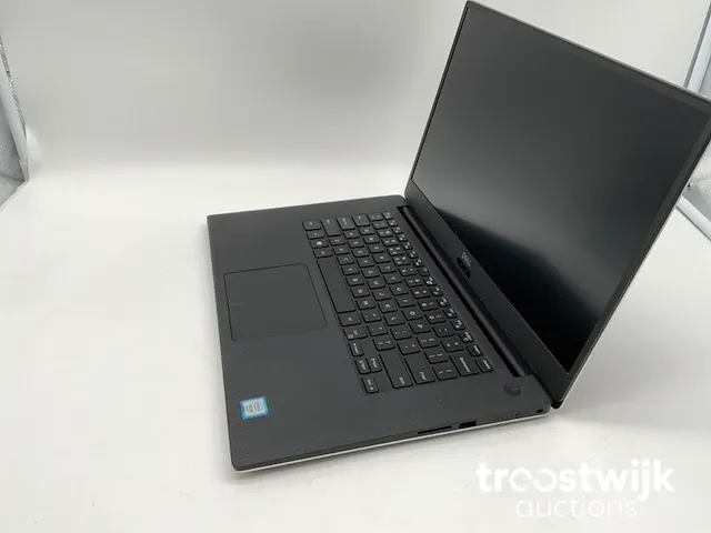 Precision 5540 15.6”, xeon(r) e5-2276m, 16 gb ram, 256 gb nvme (ssd), nvidia quadro t2000 mobile 4 gb laptop - afbeelding 3 van  6