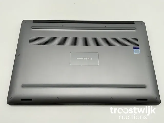 Precision 5540 15.6”, xeon(r) e5-2276m, 16 gb ram, 256 gb nvme (ssd), nvidia quadro t2000 mobile 4 gb laptop - afbeelding 6 van  6