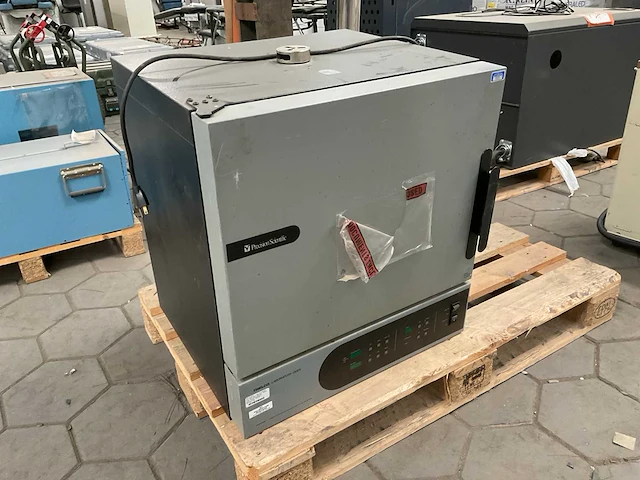 Precision scientific laboratoriumoven - afbeelding 1 van  9