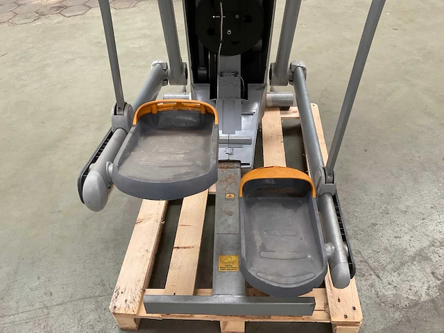 Precor 100i crosstrainer - afbeelding 5 van  7