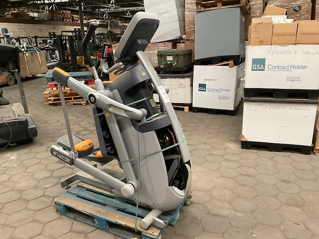 Precor 100i crosstrainer - afbeelding 5 van  8