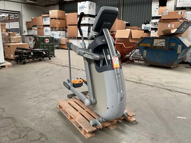 Precor 100i crosstrainer - afbeelding 2 van  7