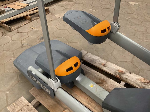 Precor 100i crosstrainer - afbeelding 8 van  8
