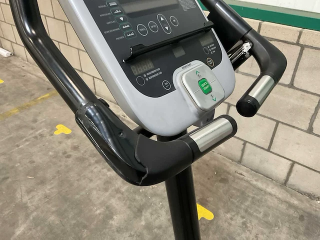 Precor 846i hometrainer - afbeelding 6 van  7