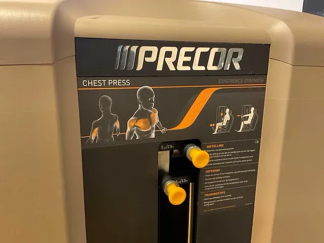 Precor c line chest press machine - afbeelding 9 van  12