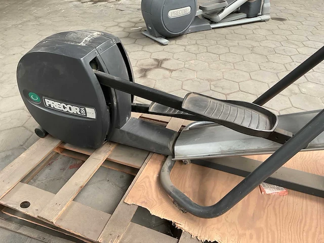 Precor efx524 crosstrainer - afbeelding 5 van  7