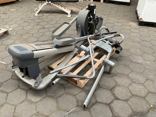 Precor efx556i crosstrainer - afbeelding 3 van  4