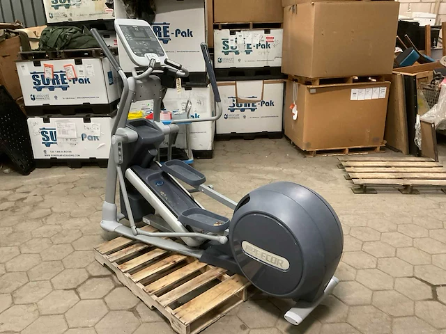 Precor efx576i crosstrainer - afbeelding 1 van  8