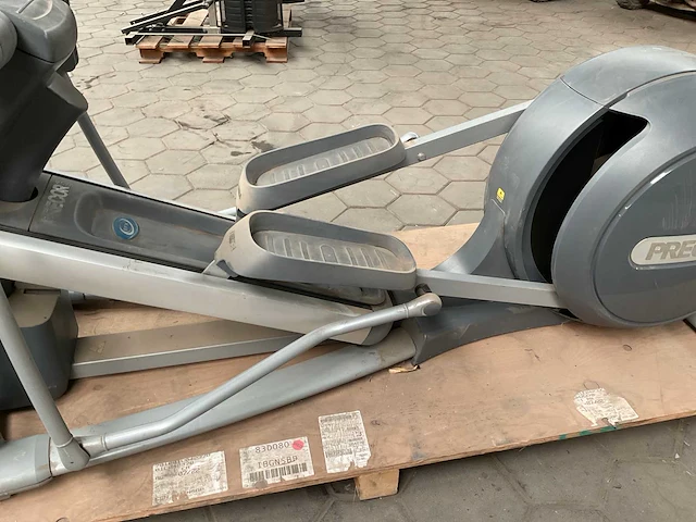 Precor efx576i crosstrainer - afbeelding 5 van  8