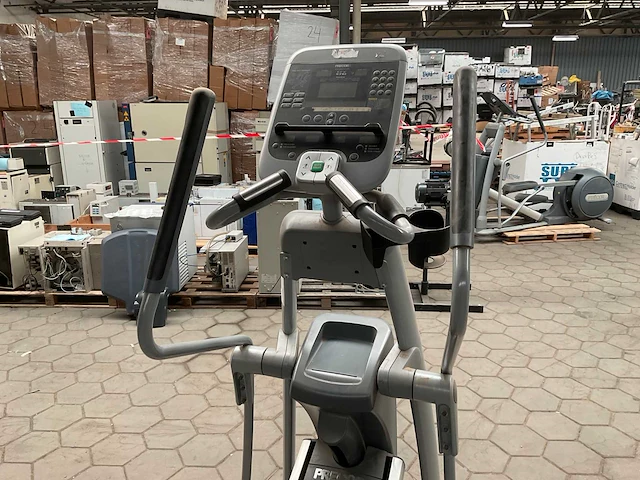 Precor efx576i crosstrainer - afbeelding 6 van  8