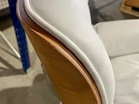 Premium eames lounge chair met ottoman in essen en echt wit leer, essen / wit - afbeelding 5 van  9