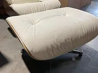 Premium eames lounge chair met ottoman in essen en echt wit leer, essen / wit - afbeelding 9 van  9