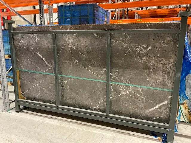 Premium night ambrato grey keramische xxl tegel/slab - afbeelding 3 van  6