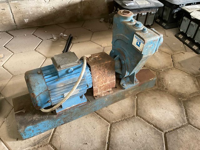 Prescla elektromotor - afbeelding 1 van  4