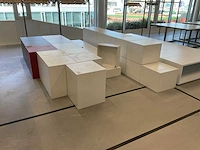 Presentatie kubussen en meubels - afbeelding 4 van  7