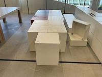 Presentatie kubussen en meubels - afbeelding 5 van  7