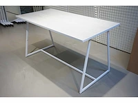 Presentatie tafel - afbeelding 1 van  3