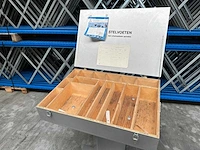 Presentatie vitrine - afbeelding 2 van  3