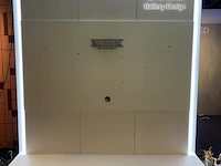 Presentatie/wanddisplay v.v. reclameverlichting "oled gallery design & lg tv-muurbeugel - 240x100x265cm - afbeelding 1 van  5