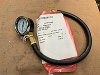 Pressure gage (2x) - afbeelding 1 van  4