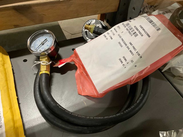 Pressure gage (2x) - afbeelding 4 van  4