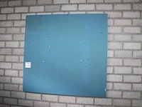 Prikbord. afmeting 105 x 100 cm. - afbeelding 1 van  1