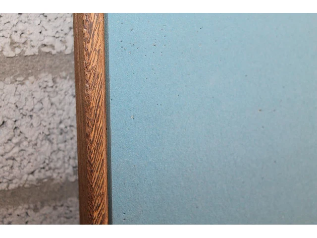 Prikbord. afmeting 160 x 77 cm. - afbeelding 2 van  2