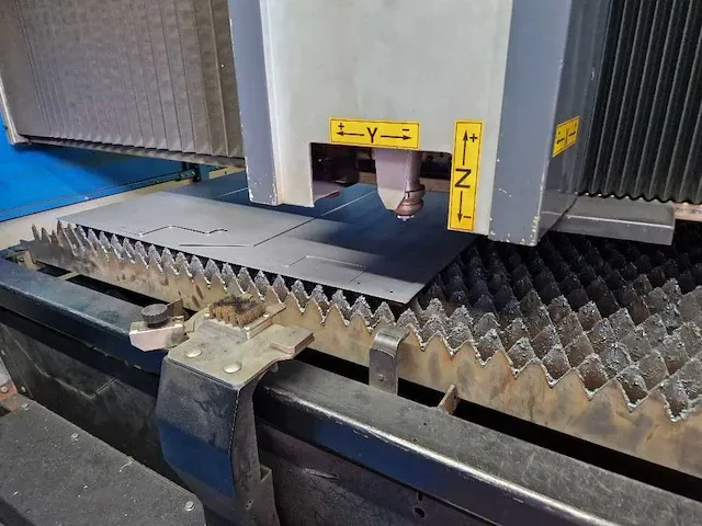 Prima power - laser genius - fiber lasersnijmachine - afbeelding 2 van  24