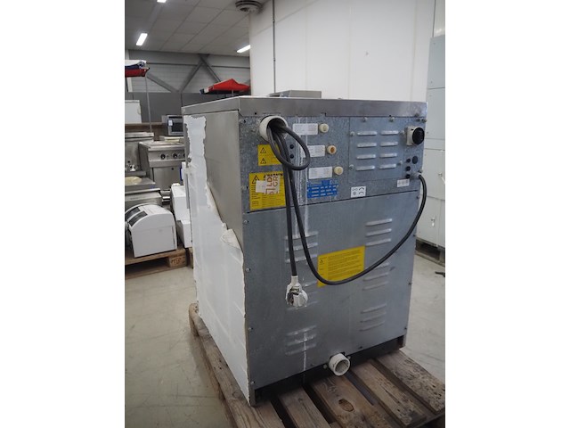 Primus - afbeelding 4 van  9