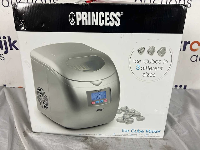 Princess ice cube maker 283069 - ijsblokjesmaker - 2,8 liter - zilver - 120w - 9 blokjes in 6 minuten - zelfreinigingsfunctie - met ijsschep - ijsblokjesmachine - ijsklontjes maker - afbeelding 2 van  2