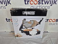 Princess panini grill 112415 – contactgrill groot 30 x 24cm - tosti apparaat - grill apparaat - zwevend bovendeksel – verticaal opbergbaar - 2000w - afbeelding 2 van  2