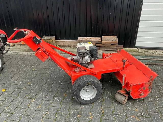 Prins hydraulische veegmachine - afbeelding 7 van  12